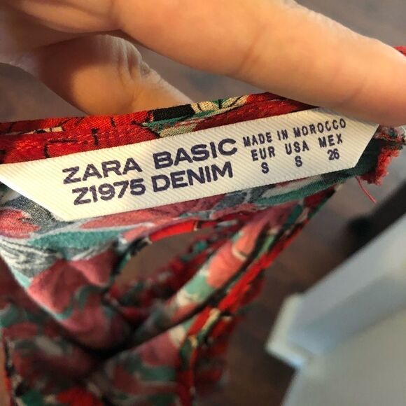 ZARA red flowers daisy print blouse shirt tee top long sleeve off shoulders sz s - Picture 3 of 6